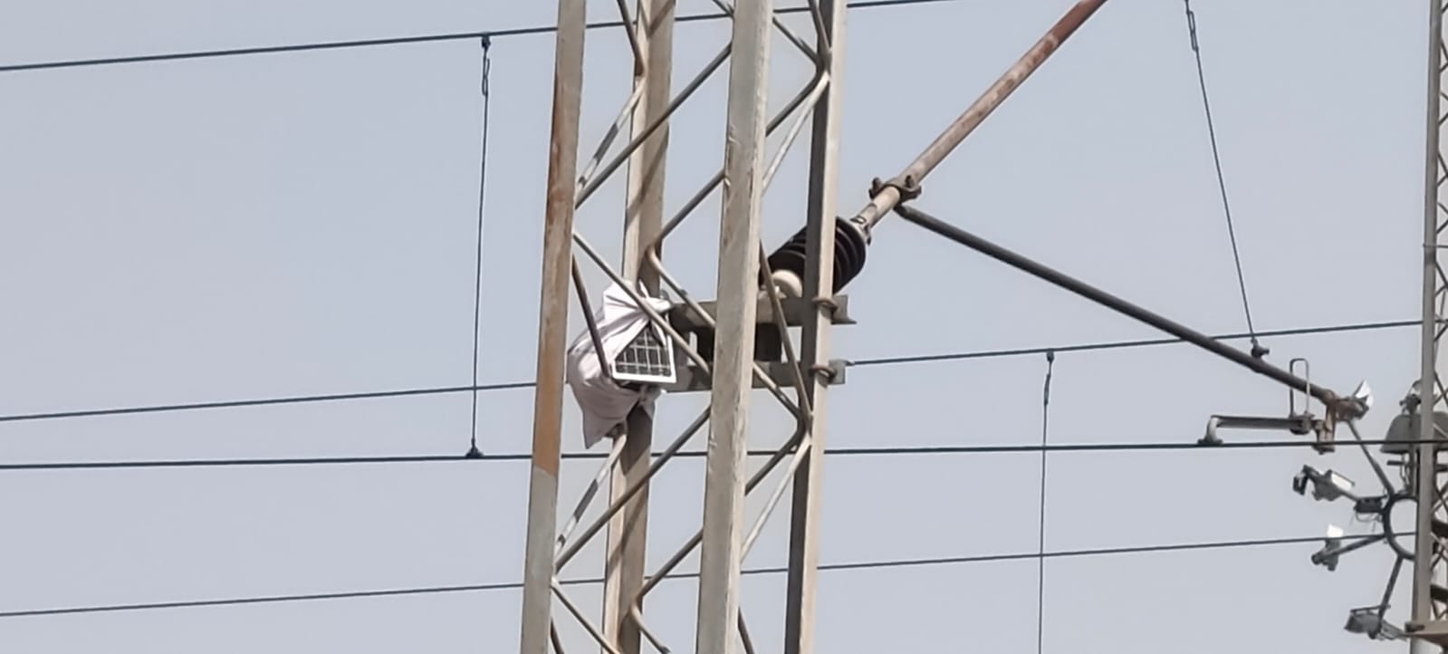 यह सोलर बेस्ड आईपी कैमरा लगाया गया था