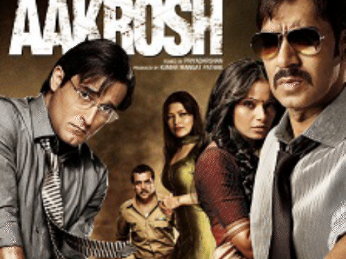 आदित्य धर, डायरेक्टर प्रियदर्शन की फिल्म ‘आक्रोश’ और ‘तेज’ का डायलॉग लिख चुके हैं।