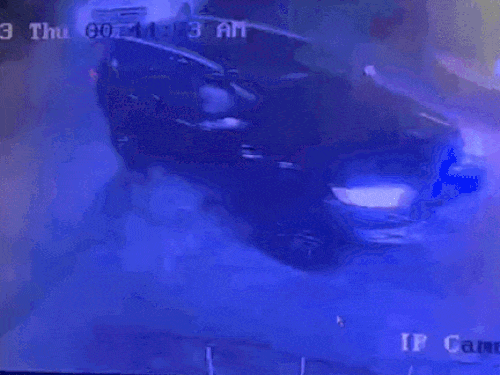 मनकीरत औलख की गाड़ी और पीछे करते आए बाइक सवार।- फाइल फोटो