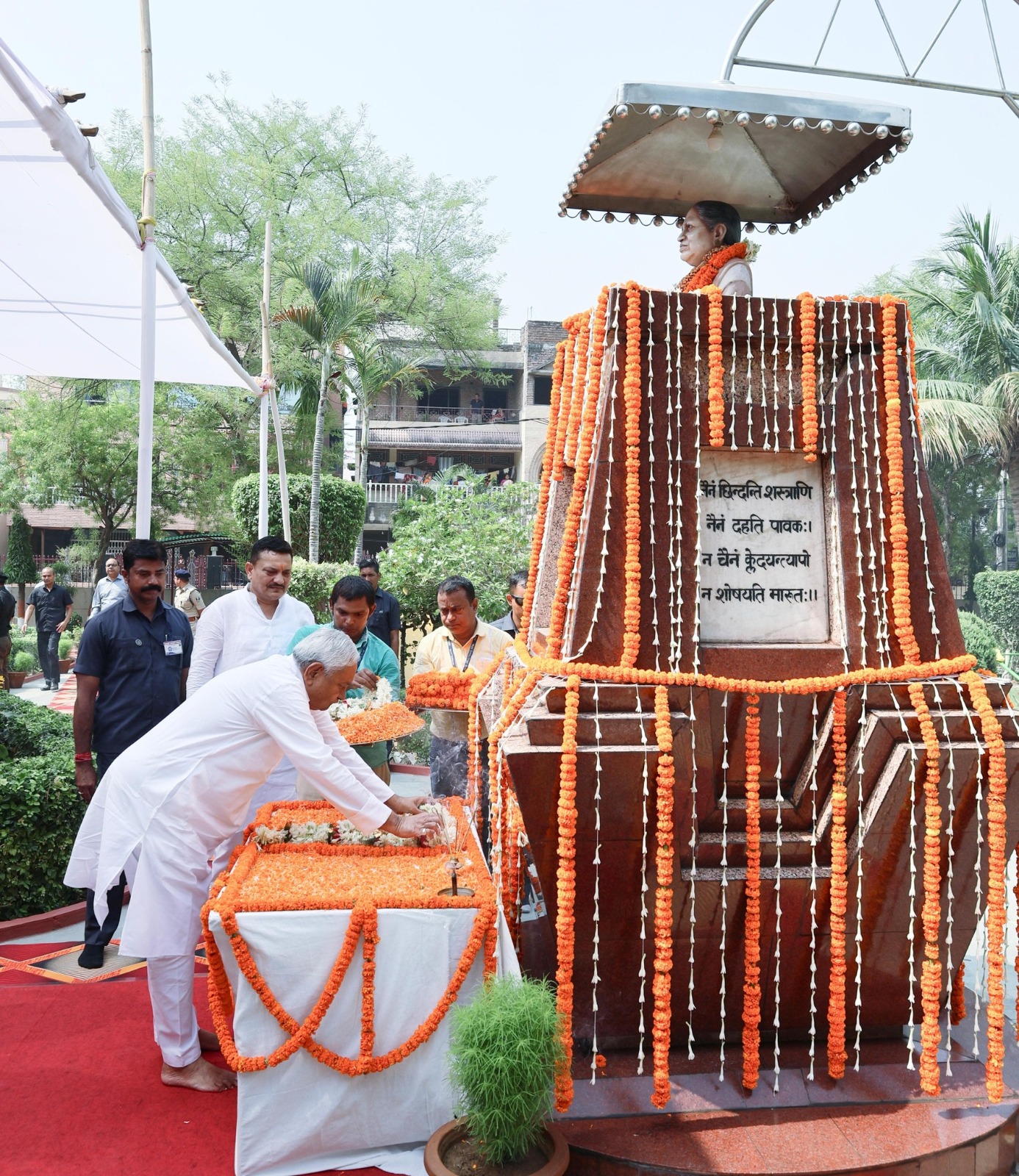 सीएम नीतीश कुमार पार्क में आकर अपनी पत्नी स्व. मंजू सिन्हा को श्रद्धांजलि अर्पित करते रहे हैं।