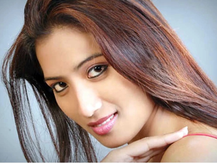 साल 2012 में मीनाक्षी थापा महज 26 साल की थीं।