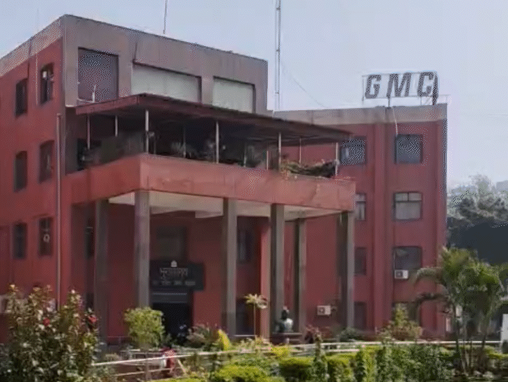 नगर निगम मुख्यालय ग्वालियर।