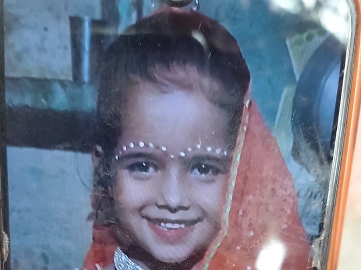 हादसे में 7 साल की बच्ची की मौत हो गई। - Dainik Bhaskar