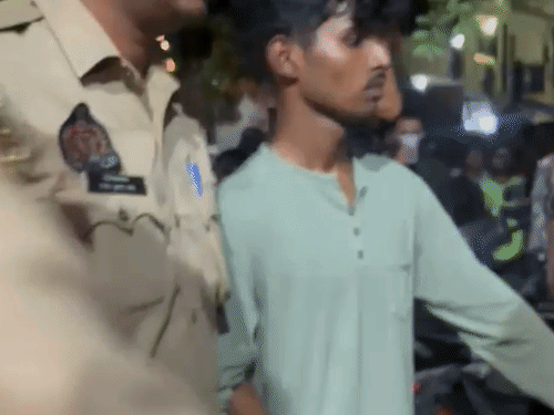 पुलिस ने आरोपी राजन शर्मा को गिरफ्तार कर लिया है।