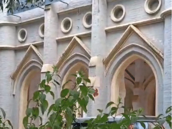 जबलपुर हाईकोर्ट में याचिका लगाई गई थी, जिसे खारिज कर दिया गया।