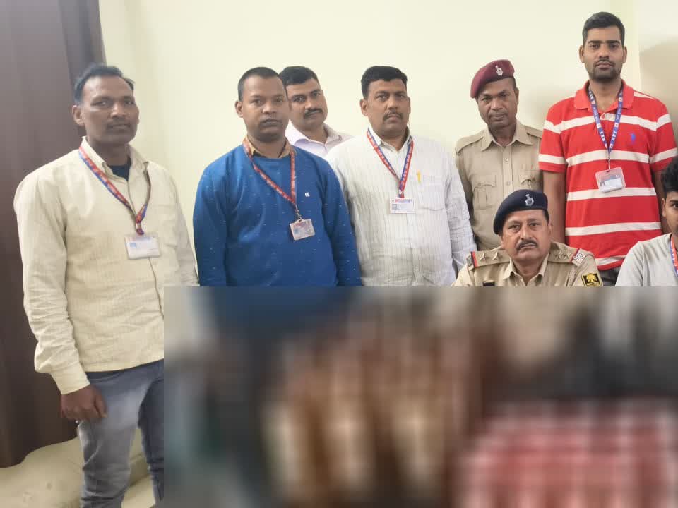 गया जंक्शन पर 48.43 लीटर शराब बरामद:  53 हजार रुपए की अंग्रेजी शराब जब्त, लावारिस हालत में पड़े थे बैग – Gaya News