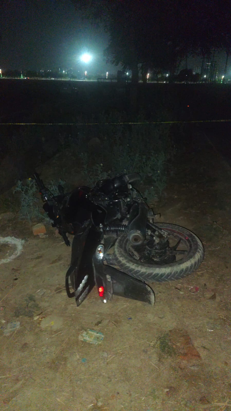 आरोपी इसी पल्सर से लूट करता था।