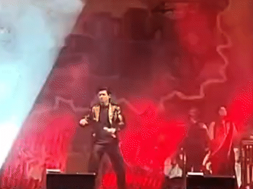 'मैं हूं डॉन' और ‘चांद सिफारिश’ जैसे गानों ने सिंगर शान ने समां बांध दिया।