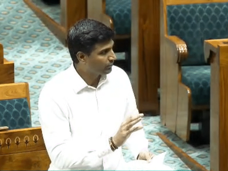 तेलुगु देशम पार्टी के सांसद लावु श्री कृष्ण देवरायलु।