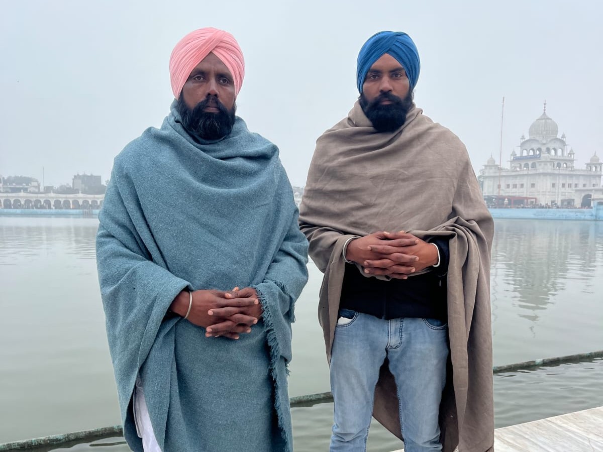 जसकरण और जसविंदर सिंह, जिन्होंने आत्महत्या कर ली। - Dainik Bhaskar