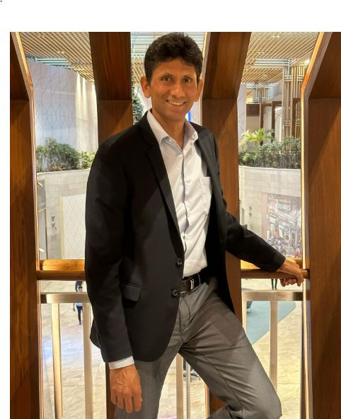 भारत के पूर्व तेज गेंदबाज वेंकटेश प्रसाद 7 दिसंबर 2025 को कर्नाटक राज्य क्रिकेट संघ (KSCA) के नए अध्यक्ष चुने गए थे।