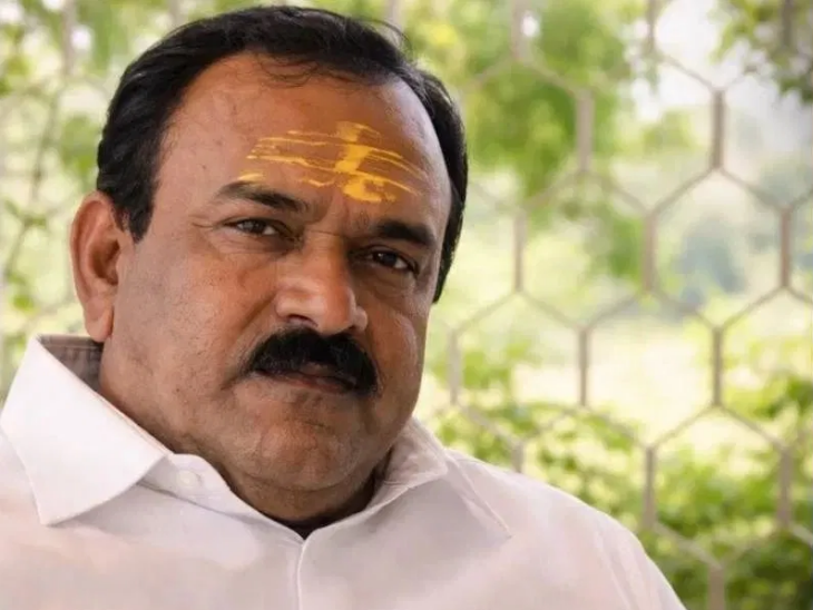 नासिक जिले के सिन्नर में मंदिर ट्रस्ट चलाने वाले खरात को 18 मार्च को गिरफ्तार किया गया था। - Dainik Bhaskar