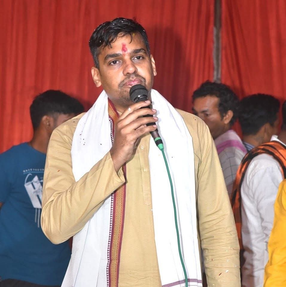 कांग्रेस के प्रदेश महासचिव अंकित गौरहा ने मामले की शिकायत मुख्य सचिव से की है।