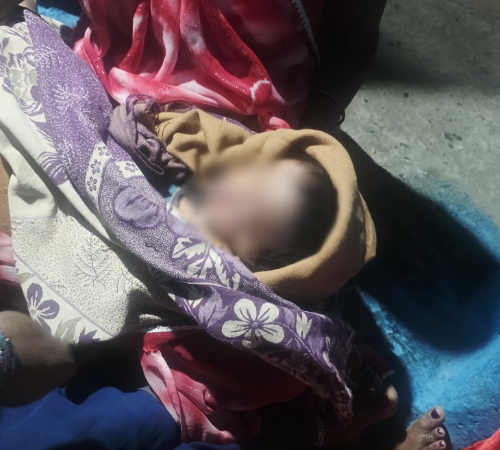 पिता ने मासूम बेटे के सिर पर ईंट से मारकर हत्या की।