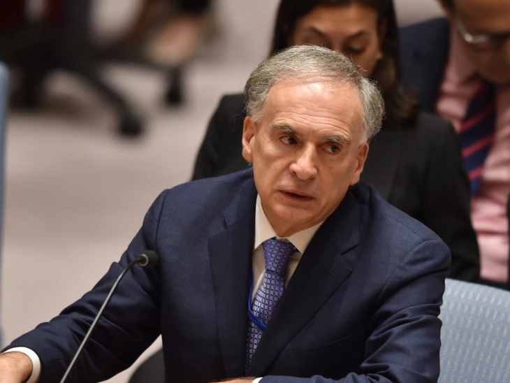 जीन अर्नो को अंतरराष्ट्रीय राजनीति में 30 साल काम करने का अनुभव है।