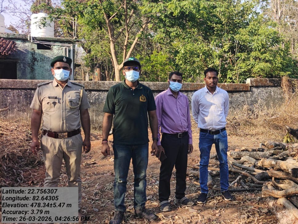 ग्रामीणों ने शव देख वन विभाग को सूचना दी।