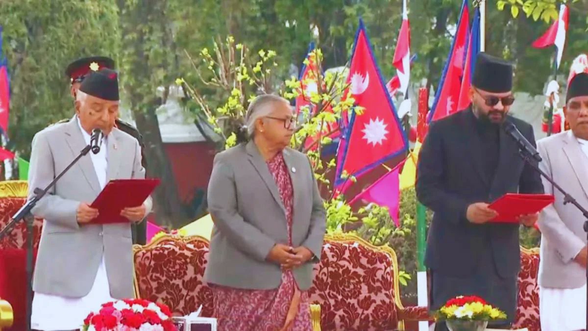 बालने शाह को 27 मार्च को राष्ट्रपति पौडेल ने पीएम पद की शपथ दिलाई। बीच में पूर्व PM सुशीला कार्की हैं।