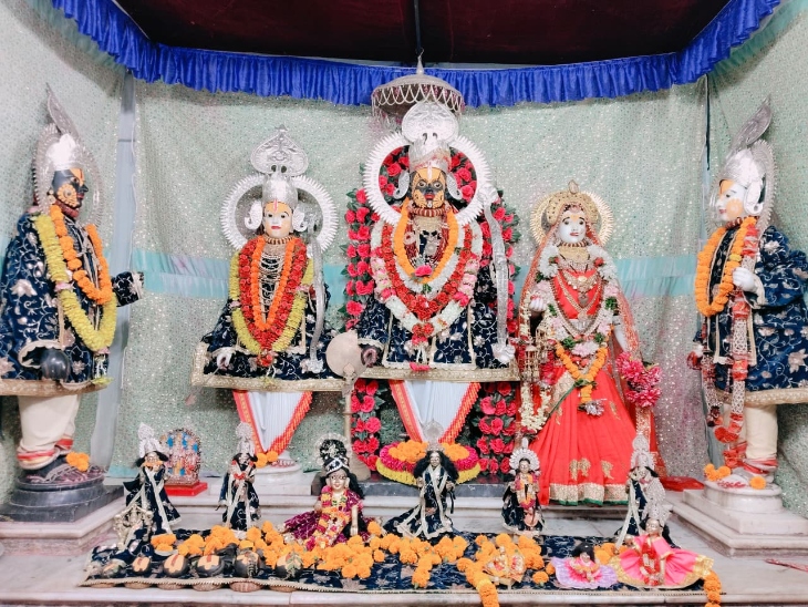 रायपुर के प्राचीन दुधाधारी मंदिर में भगवान का विशेष श्रृंगार किया गया है।