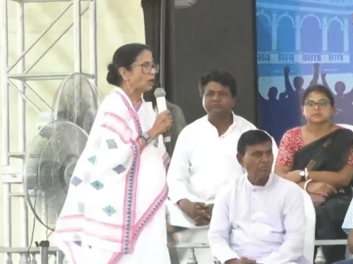 ममता बनर्जी ने पश्चिम बंगाल के पुरुलिया में जनसभा को संबोधित किया। - Dainik Bhaskar