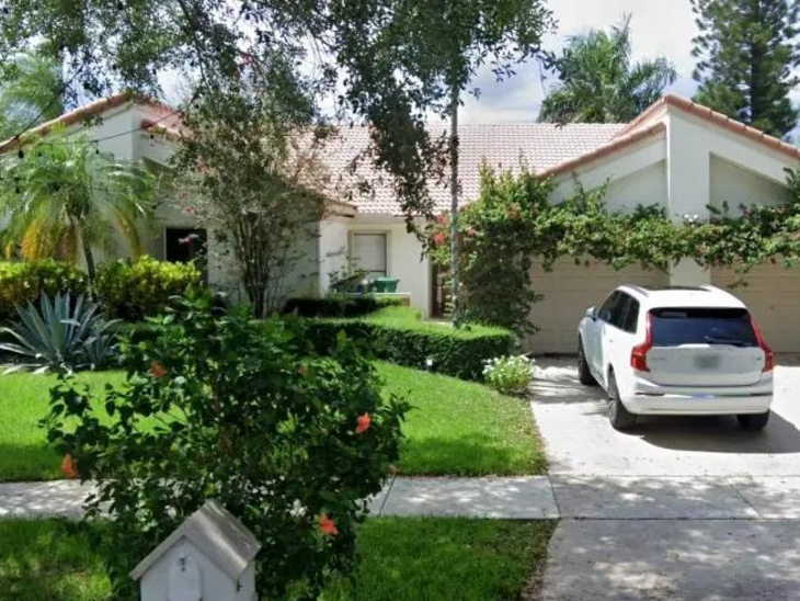 रॉबर्ट लेविन के घर की फोटो जिसे उन्होंने ChatGPT की मदद से बेचा।