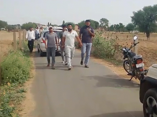 रिटायर्ड फौजी की हत्या के बाद से ग्रामीण आक्रोशित हैं।