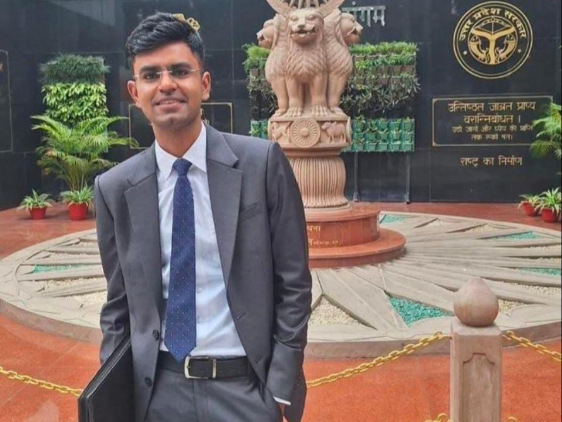 Bijnors Abhay Pratap Singh Becomes Deputy Collector, Secures 3rd Rank ...