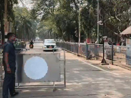 मंत्री बिजेंद्र यादव ने सुबह 9 बजे सीएम हाउस में नीतीश कुमार से मुलाकात की।