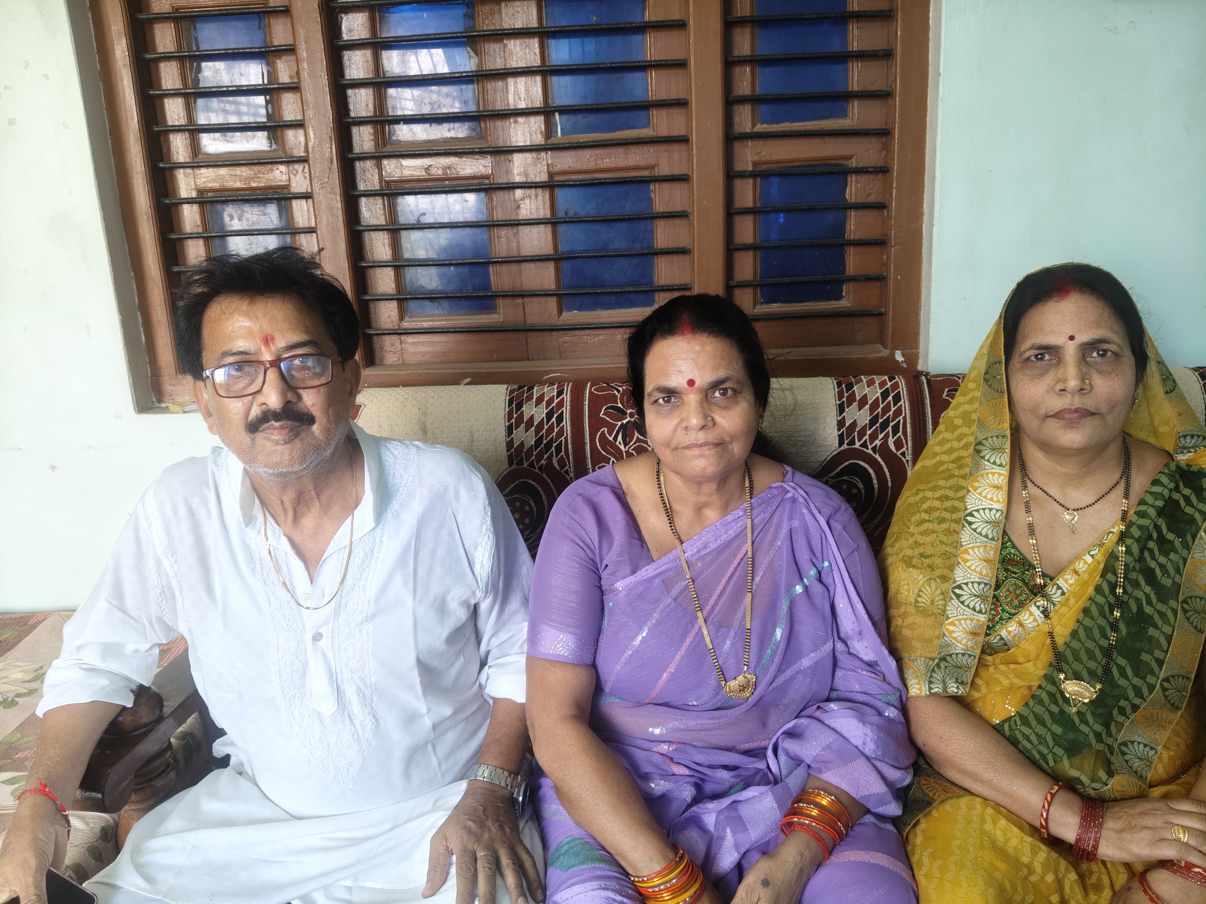 Bhatpar Rani Daughter Anushka Yadav PCS Success | Family Celebrates