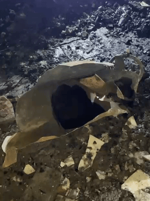 खोलीत ठेवलेल्या 5 पैकी 3 सिलिंडरमध्ये स्फोट झाला.