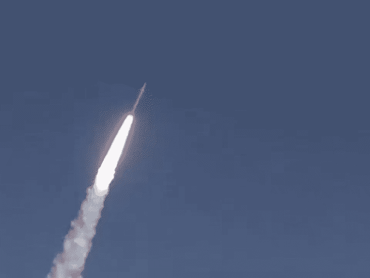 ईरान ने रविवार को वीडियो जारी कर इजराइल के इंडस्ट्रियल इलाके में मिसाइल हमलों को दिखाया।