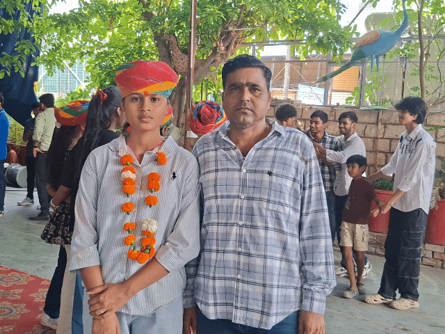 जोधपुर के बासनी तंबोलिया माता का थान की रहने वाली आयषा चौधरी ने आर्ट्स में 93.20 प्रतिशत अंक हासिल किए।