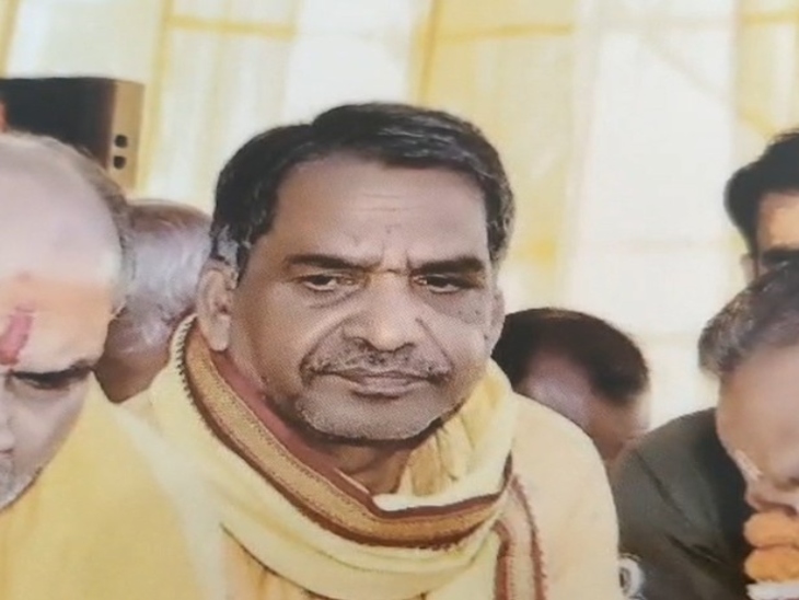 मृतक दामोदर सिंह।