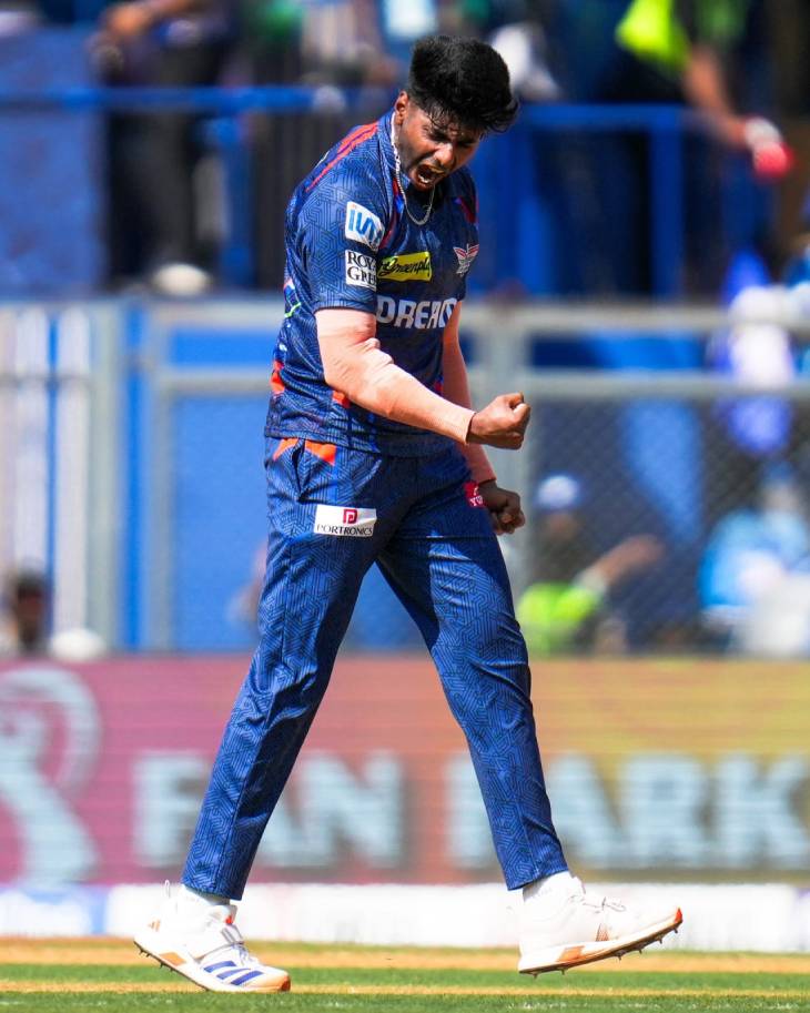 मयंक बोले-अपनी चीजों को सिंपल रखते हुए काम करना है।