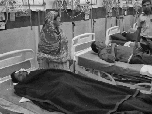 घायलों को बिलासपुर के सिम्स अस्पताल में भर्ती कराया गया है।
