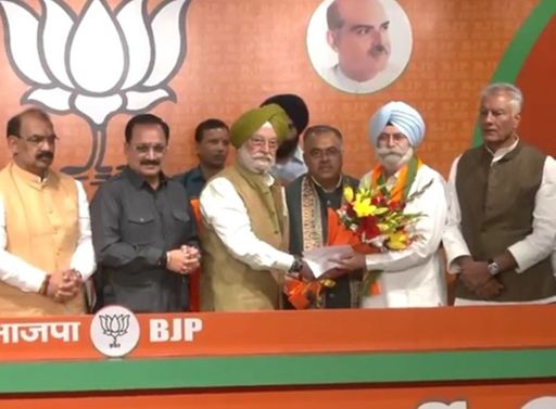 पंजाब-चंडीगढ़ दिनभर, 10 बड़ी खबरें:  MLA से धक्कामुक्की, गोली चलाई; PG में युवती की लाश मिली; भज्जी ट्रोलर्स को बोले- टॉमी-कुत्ता; ग्रेनेड अटैक का VIDEO – Punjab News
