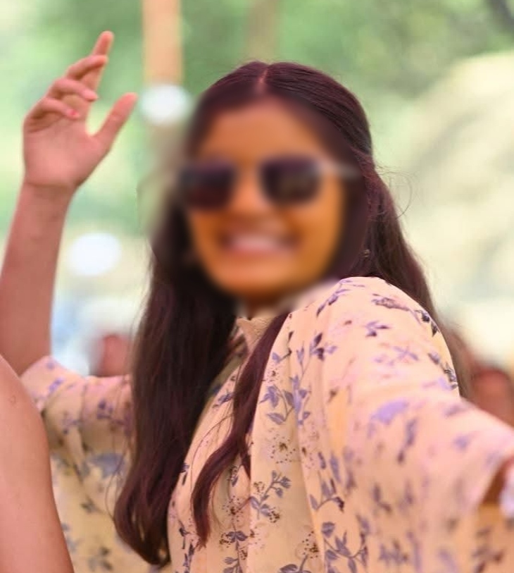 नाबालिग की उम्र 14 साल है, वह क्लास 8th की स्टूडेंट थी।