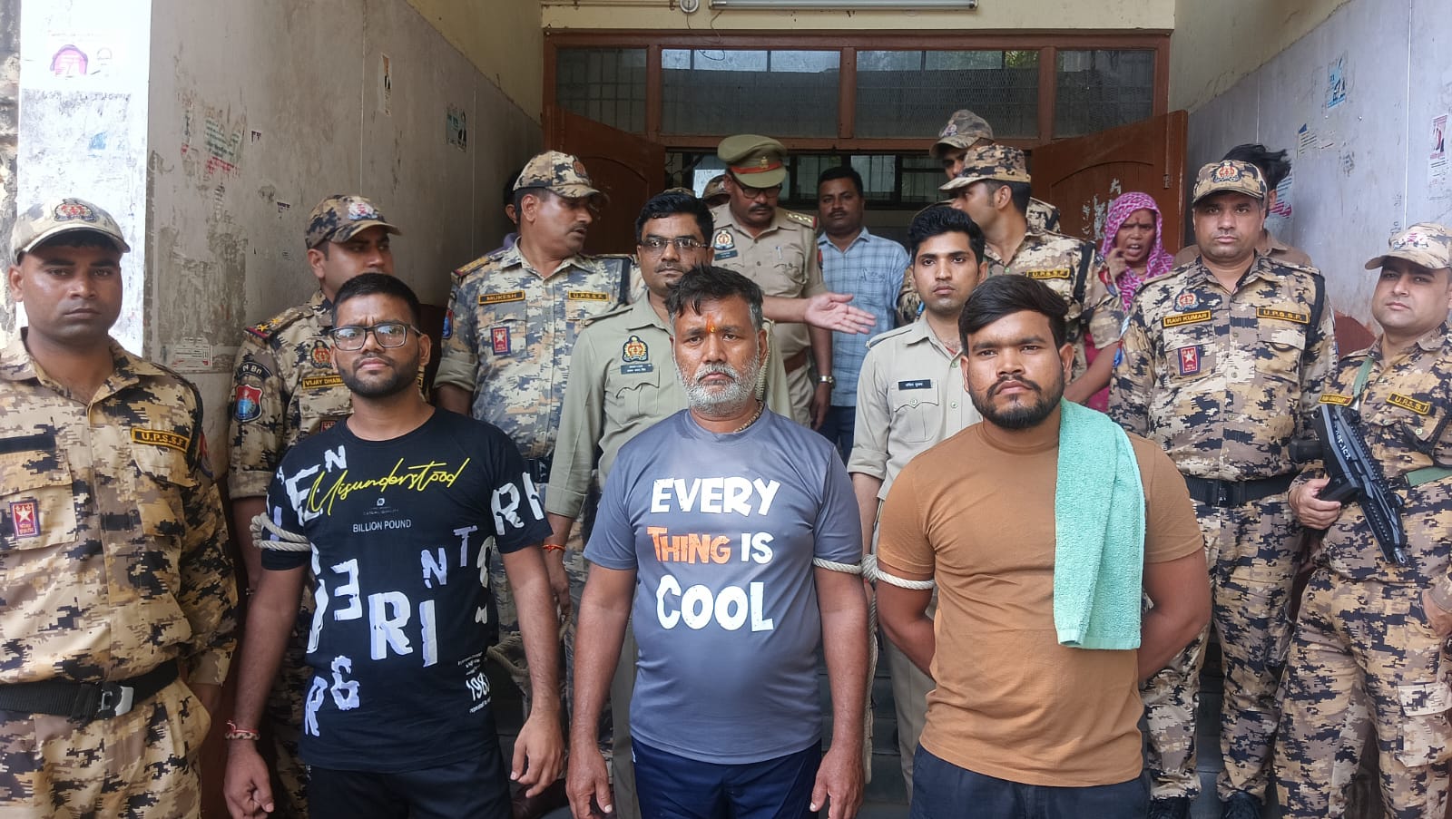एडीजे 26 ने आरोपी शिवम, अभिषेक व मदन को फांसी की सजा सुनाई है। LRN24