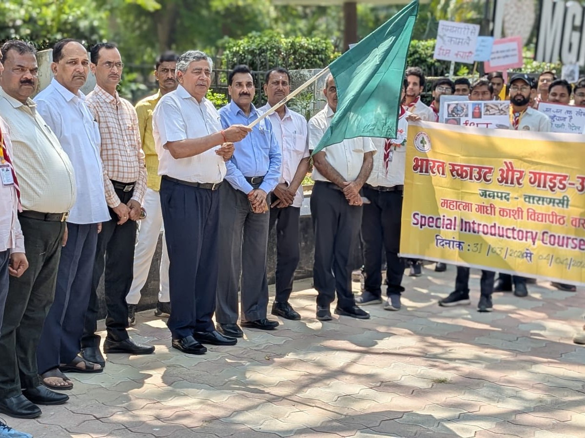 Save Numc Rally Kashi Vidyapeeth VC Inaugurates Fuel Saving Awareness Rally