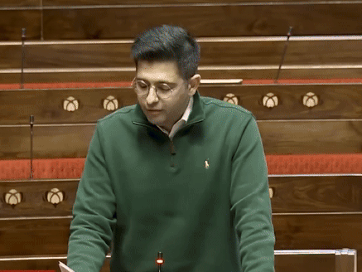 राघव चड्ढा ने संसद में शीतकालीन सत्र के दौरान गिग वर्कर के लिए संसद में मुद्दा उठाया था