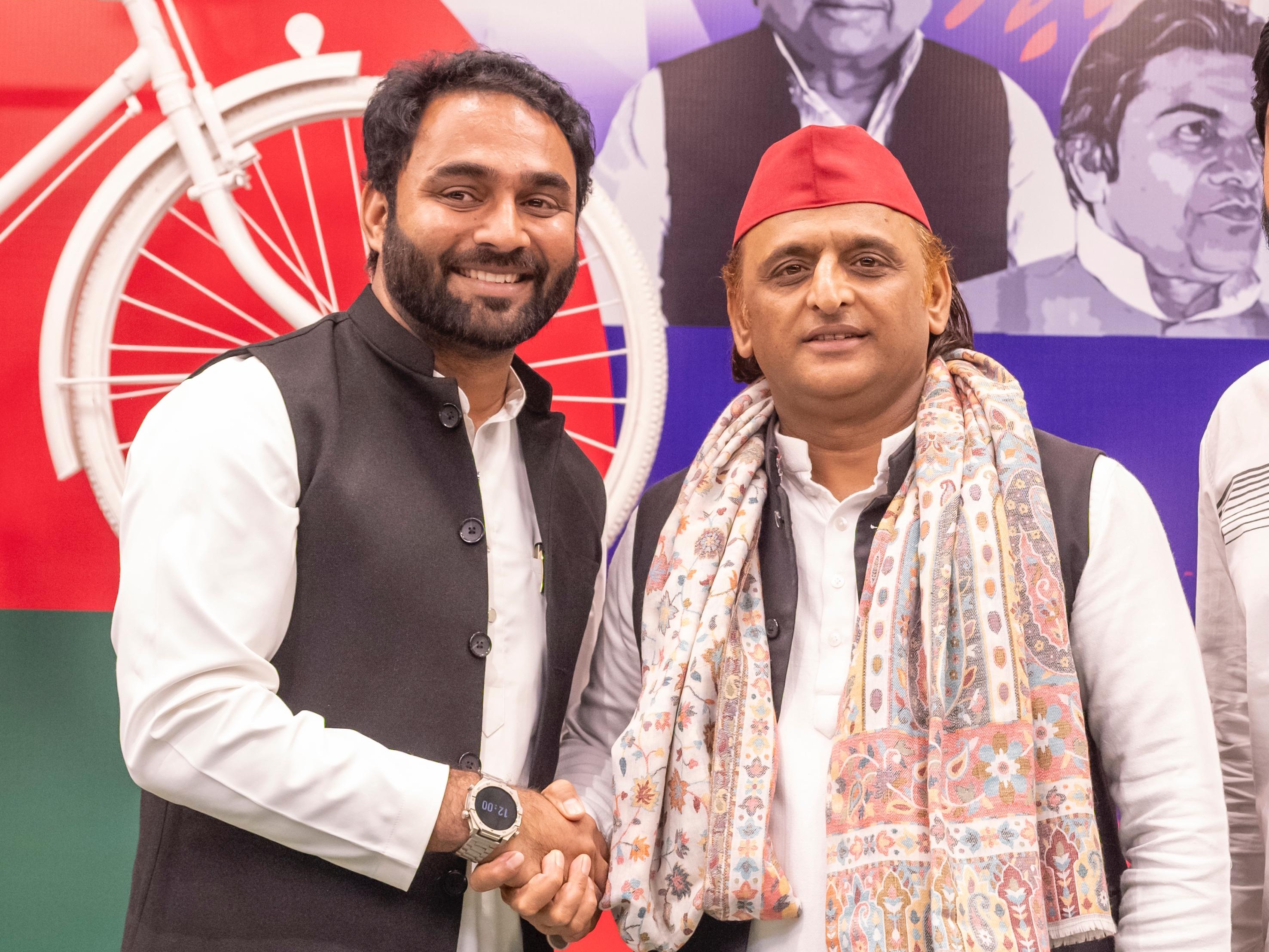 Azam Rana 28 Azam Rana Meets Akhilesh Yadav | District Panchayat Election Discussion