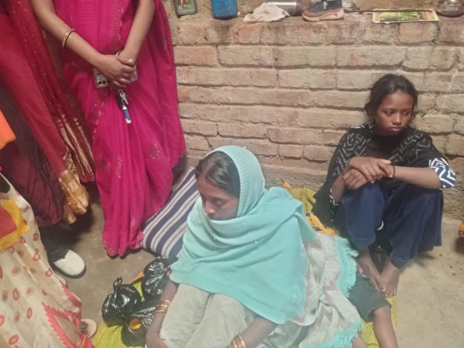 जांच के दौरान यह चौंकाने वाला तथ्य सामने आया कि इस जघन्य अपराध की साजिश खुद मृतका की मां रेशमी देवी ने रची थी।