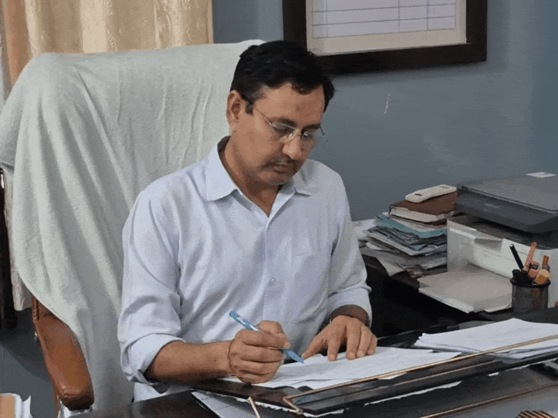 उपनिदेशक डॉ. पवन पूनिया ने बताया कि विभाग शत-प्रतिशत सत्यापन के लक्ष्य को प्राप्त करने के लिए निरंतर प्रयास कर रहा है