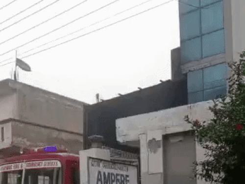 आग के कारणों का पता नहीं चल पाया है।