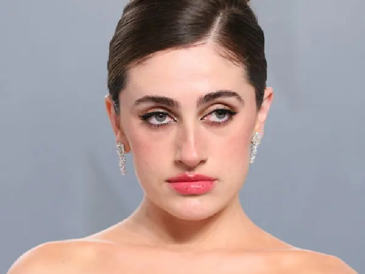 अभिनेत्री और हास्य कलाकार रेचल सेनोट।