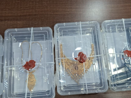 आरोपी पायल और राहुल की गिरफ्तारी के बाद पुलिस ने ज्वेलरी बरामद कर ली है।