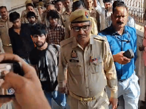 ATS के हत्थे चढ़े 4 आरोपी 5 दिन की रिमांड:  आतंकी साजिश नेटवर्क के बड़े खुलासे की उम्मीद; शनिवार से शुरु होगी पूछताछ – Lucknow News