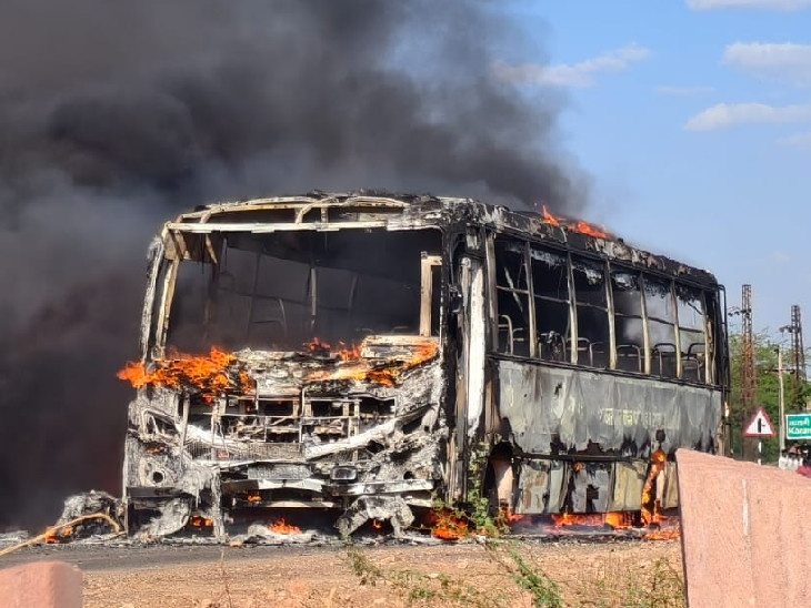 Jodhpur Accident: Bus Kills Rider, Villagers Torch Vehicle