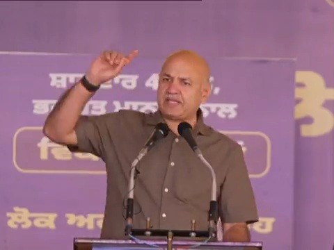 दिल्ली के पूर्व उपमुख्यमंत्री मनीष सिसोदिया।