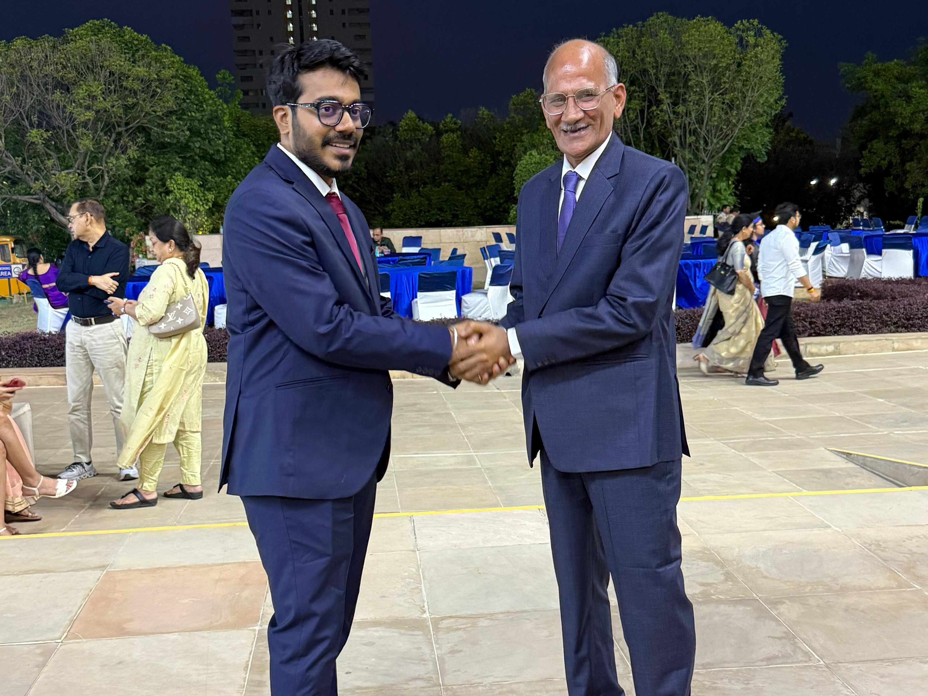 Sirohis Kunal Chaudhary MBA From ISB Hyderabad | Torchbearer Award