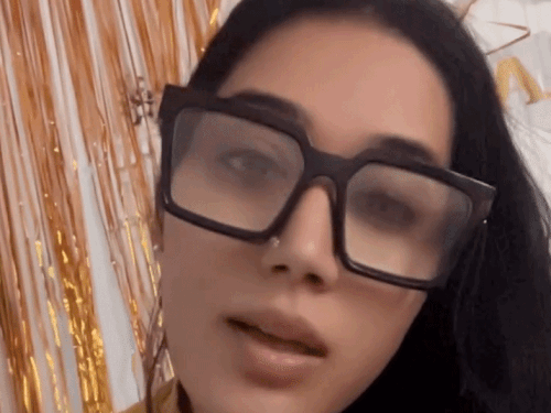 पंजाबी एक्ट्रेस नैना घई ने इंस्टाग्राम पर वीडियो डालकर भिंदा पर आरोप लगाए हैं।